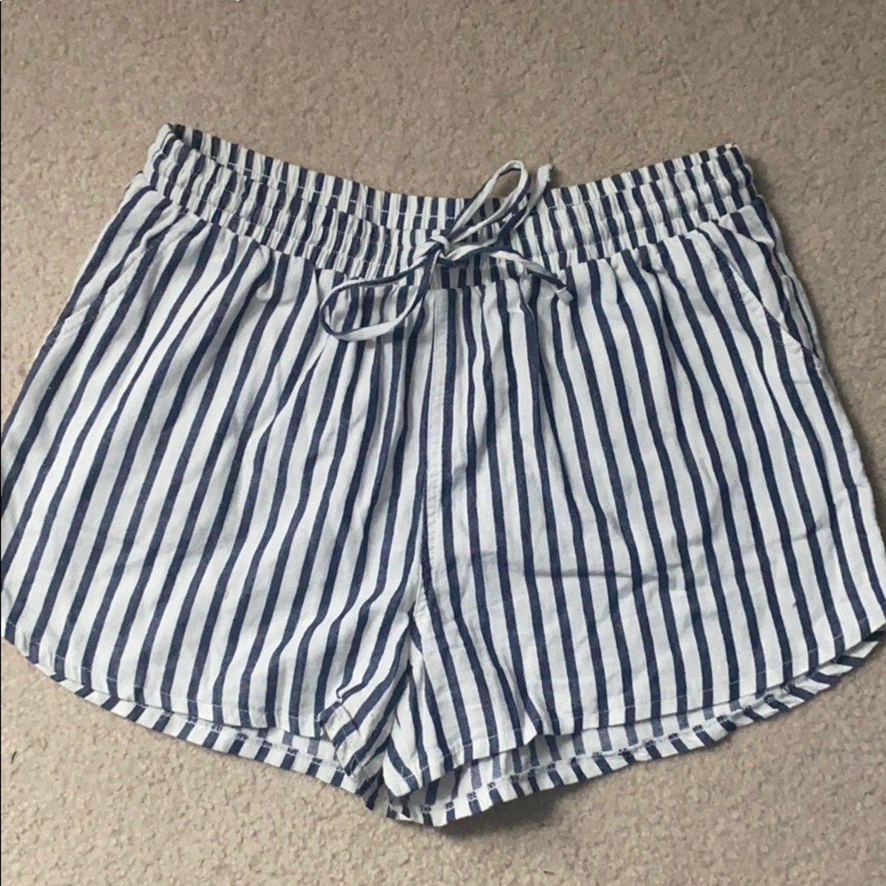 Striped summer shorts🔅